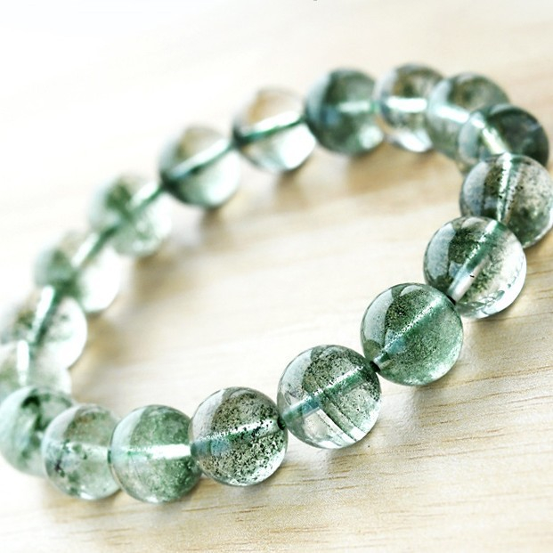 green-crystal-1029-1538-7